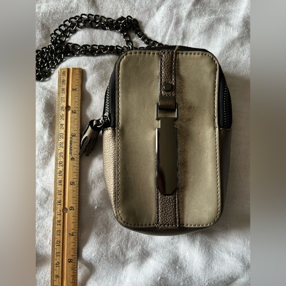 Kate Landry Pouch with Striped Interior. Chain strap. - Picture 9 of 9